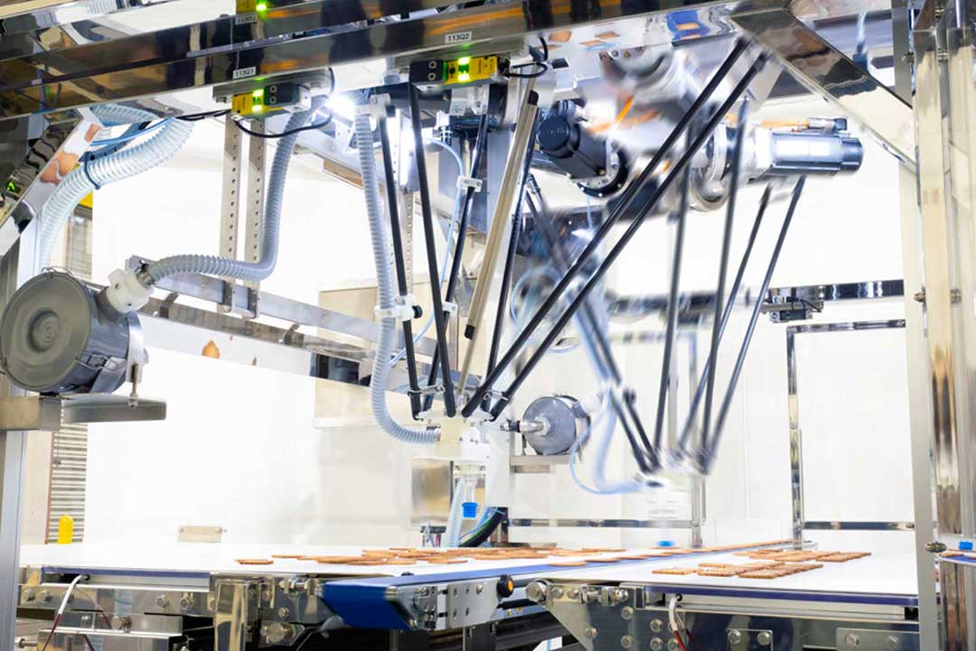 自社工場のロボット化による豊富なノウハウ